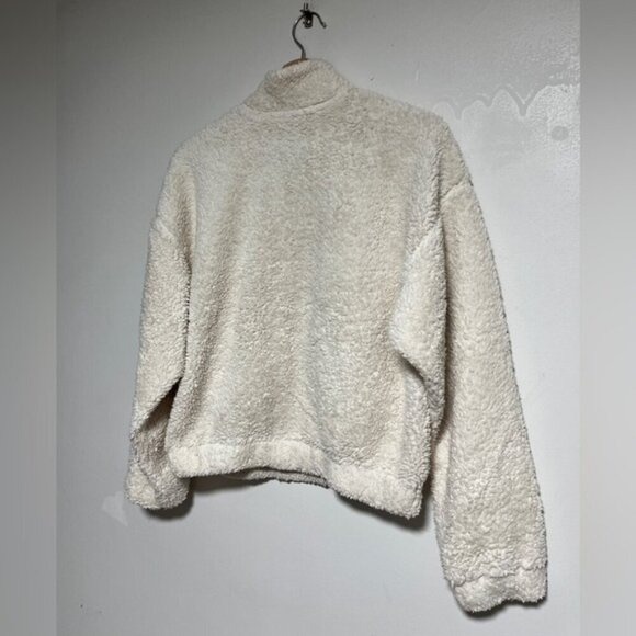 H&M Divided White Sherpa Teddy Fleece Pullover Jacket - Size Small - Picture 10 of 12